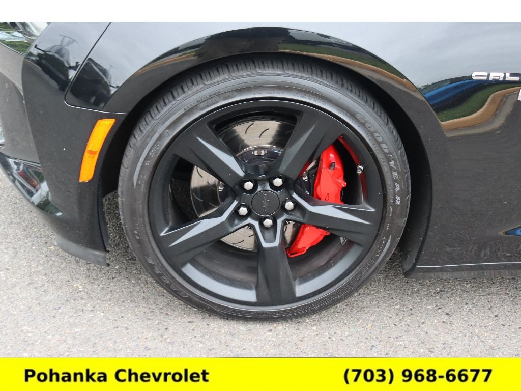 Used 2016 Chevrolet Camaro SS RWD image 28