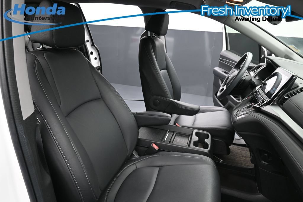 Certified 2024 Honda Odyssey EX-L image 12