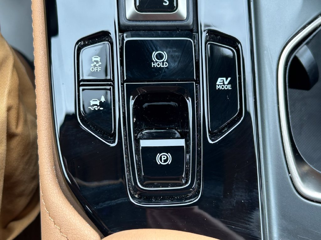 Used 2024 Lexus NX 350h AWD w/ Cold Area Package image 26