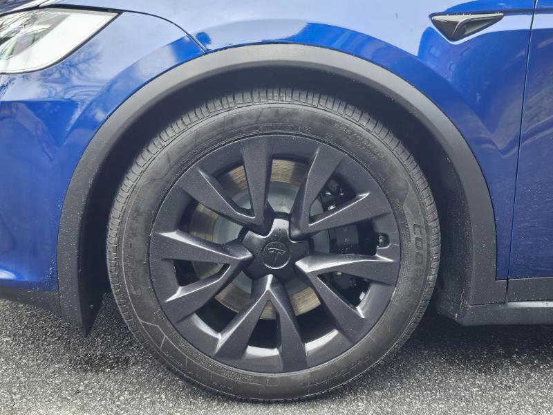 Used 2023 Tesla Model X AWD image 18