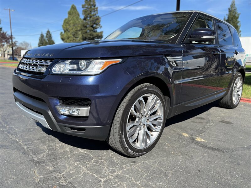 Used 2017 Land Rover Range Rover Sport HSE AWD/4WD image 7