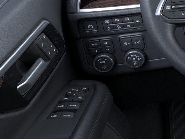 New 2026 Chevrolet Suburban Z71 w/ Comfort Package image 22