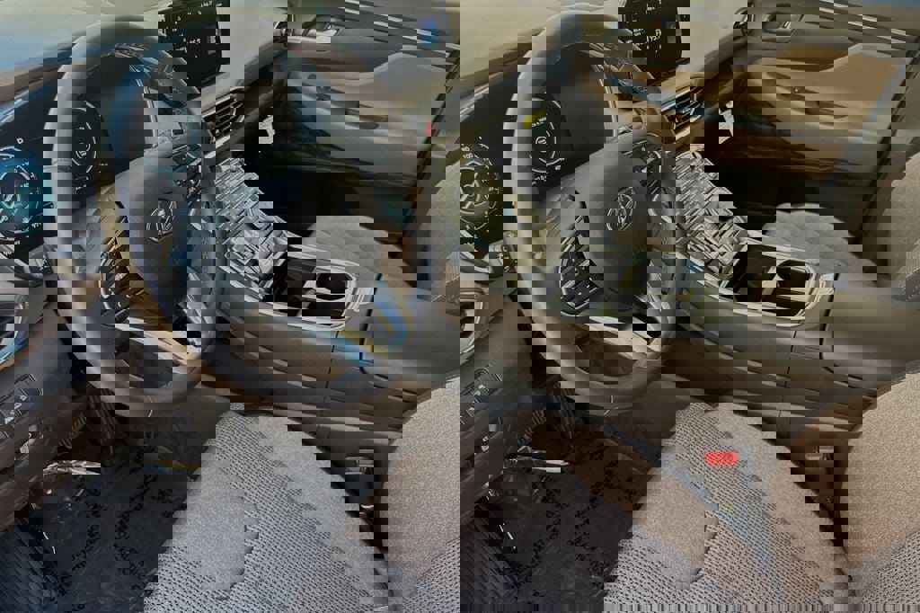 Used 2023 Hyundai Santa Fe SEL Convenience image 7