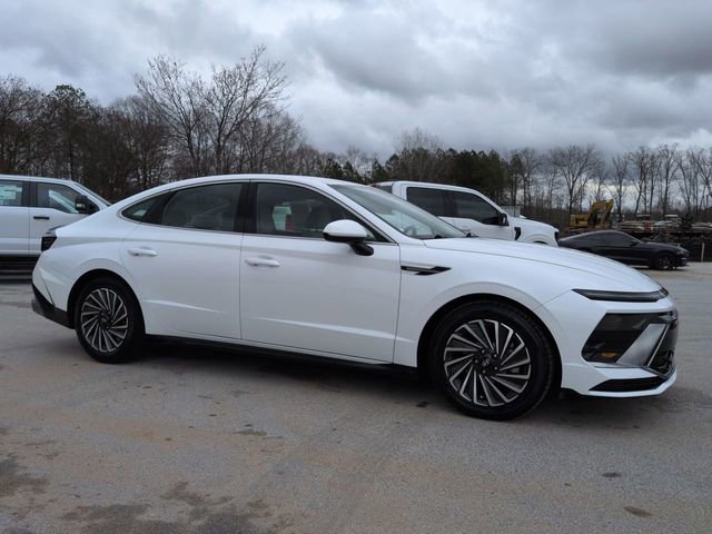 Used 2025 Hyundai Sonata SEL image 2