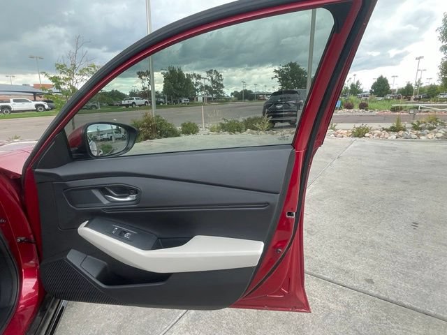 Used 2025 Honda Accord EX-L image 31
