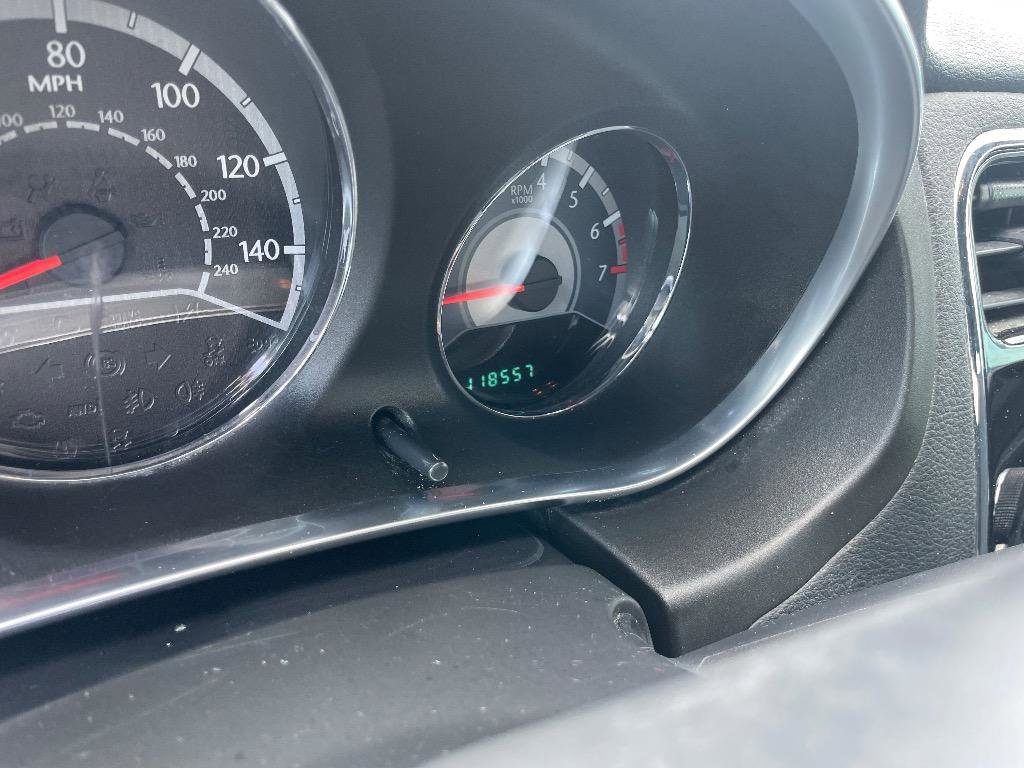 Used 2014 Chrysler 200 LX FWD image 11