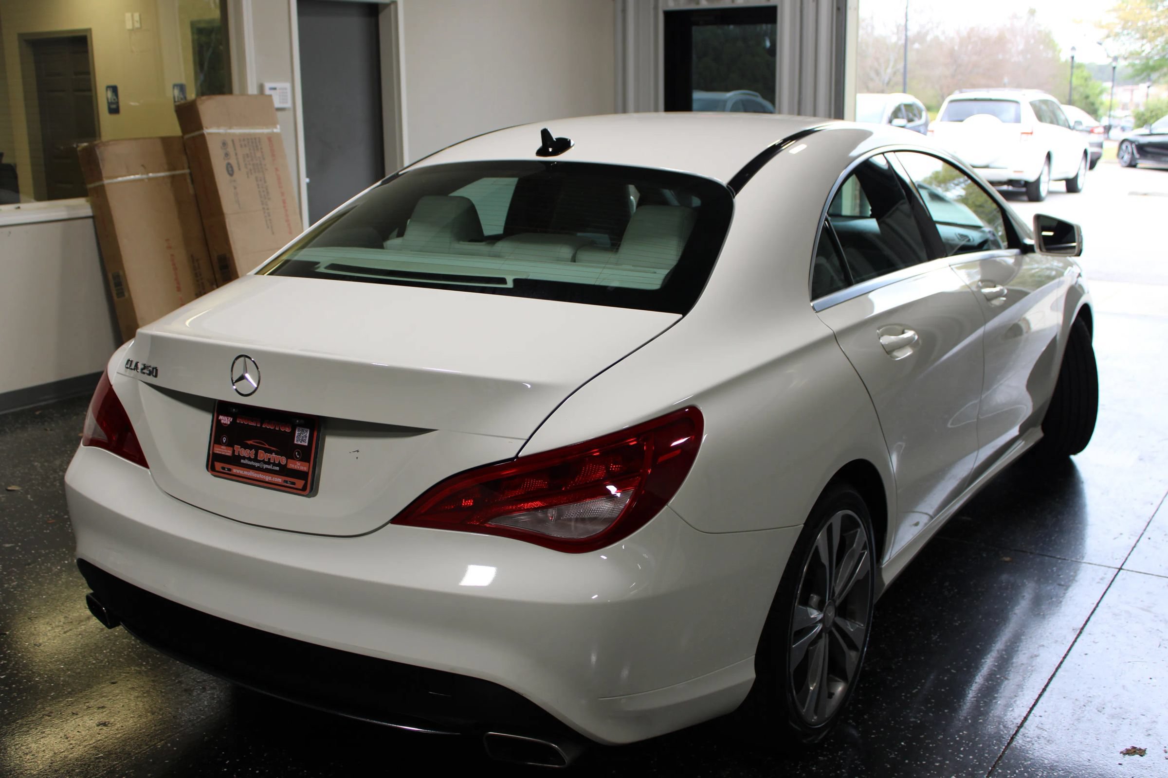 Used 2014 Mercedes-Benz CLA 250 image 2