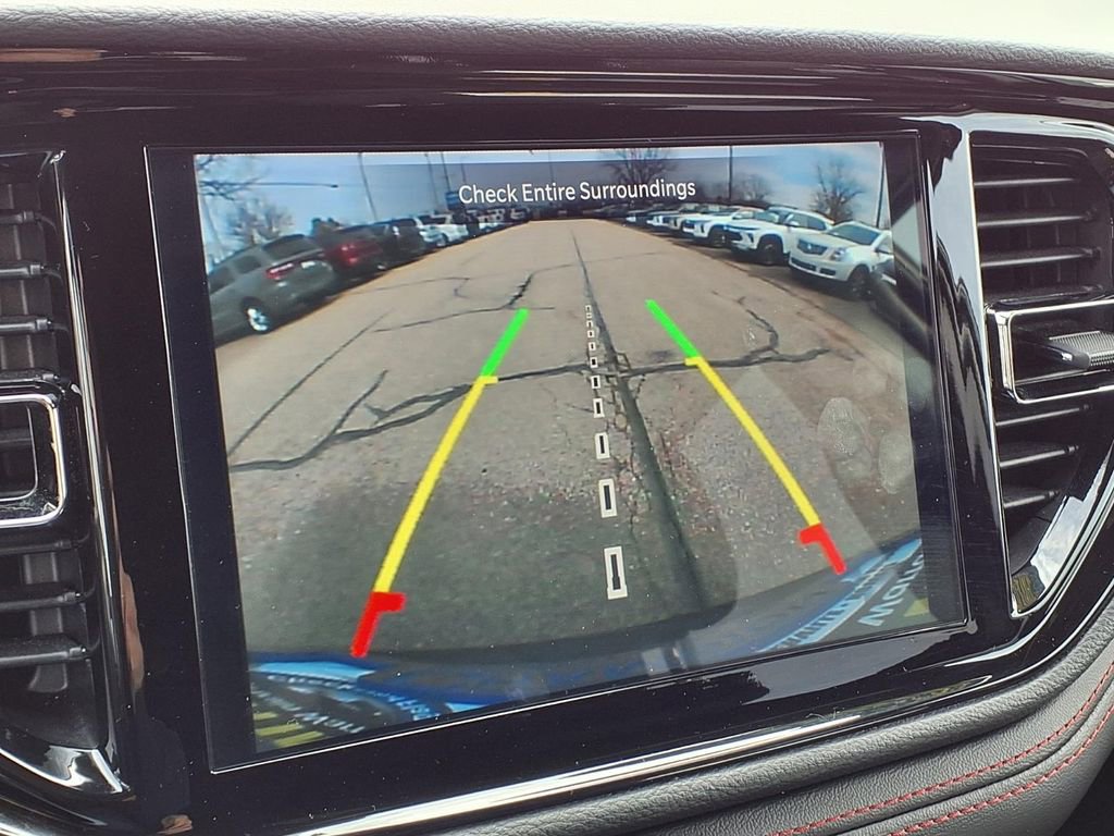 Used 2025 Dodge Durango GT image 23