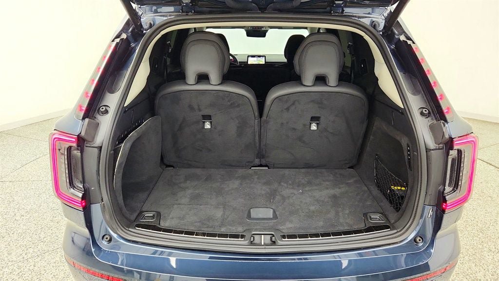Used 2025 Volvo EX90 Plus AWD/4WD image 22