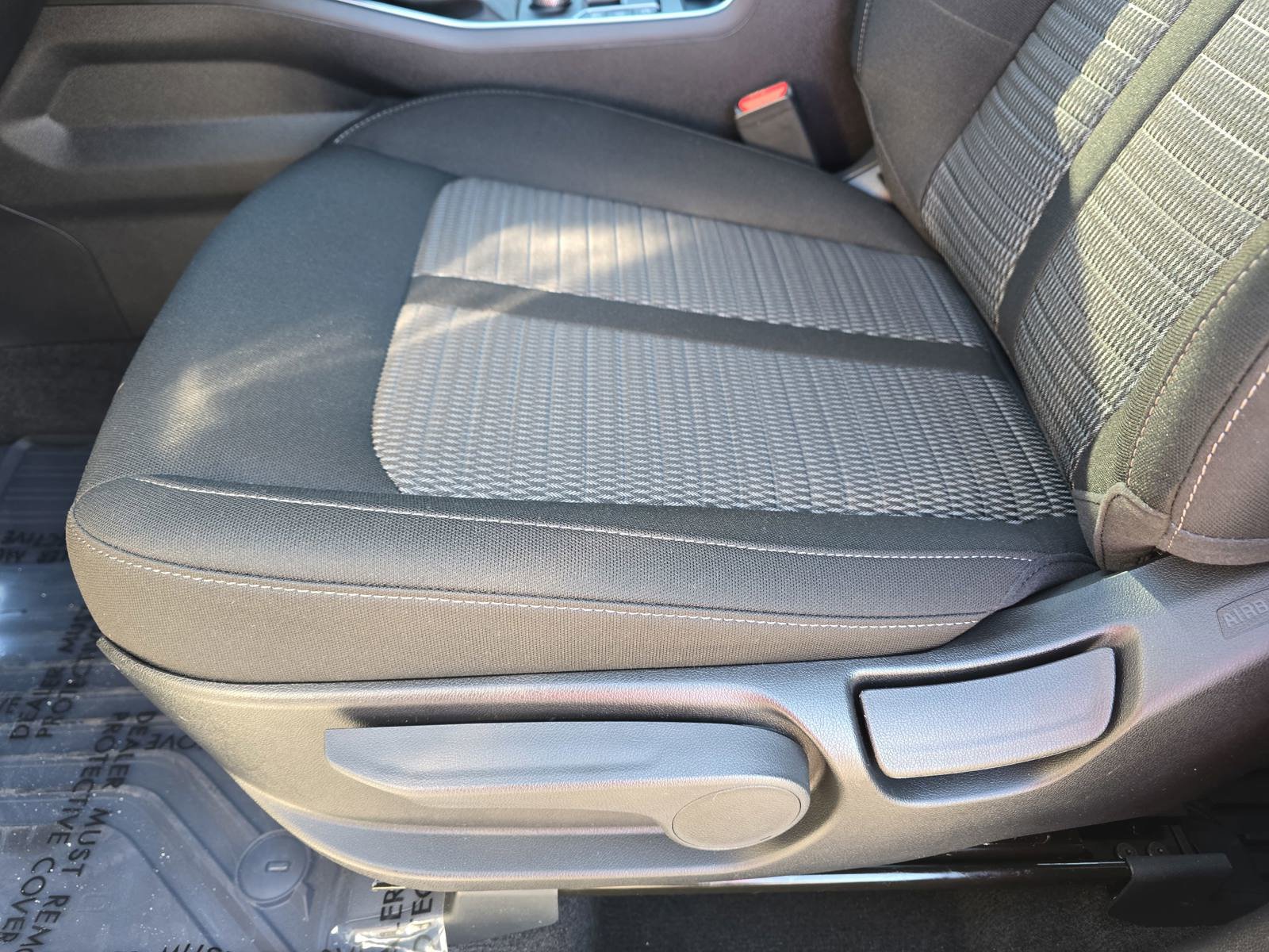 New 2026 Kia Sorento LX FWD image 31
