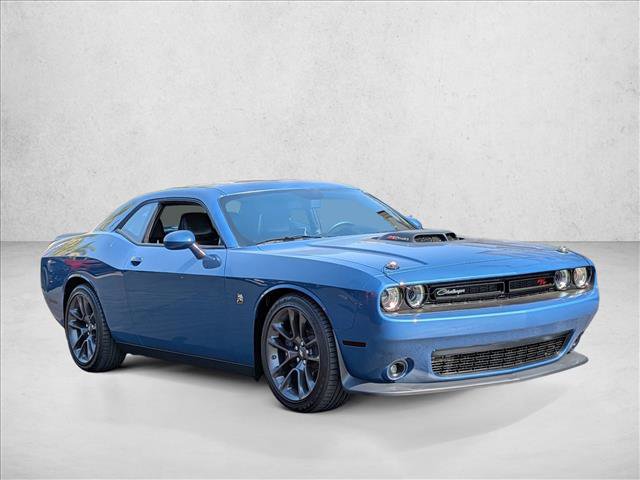 Used 2022 Dodge Challenger R/T Scat Pack w/ Shaker Package RWD image 4