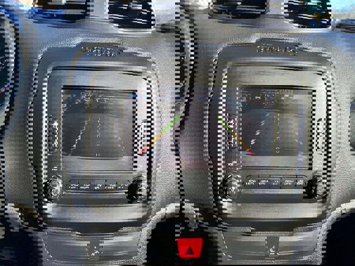 Used 2017 Jeep Renegade Trailhawk image 14