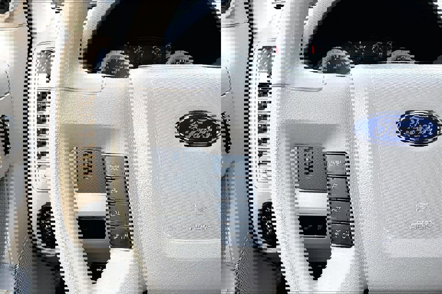 Used 2008 Ford Escape XLT FWD image 23