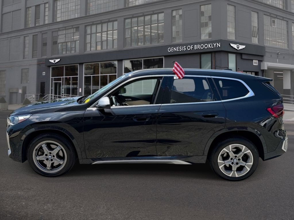 Used 2023 BMW X1 xDrive28i w/ Convenience Package AWD/4WD image 4