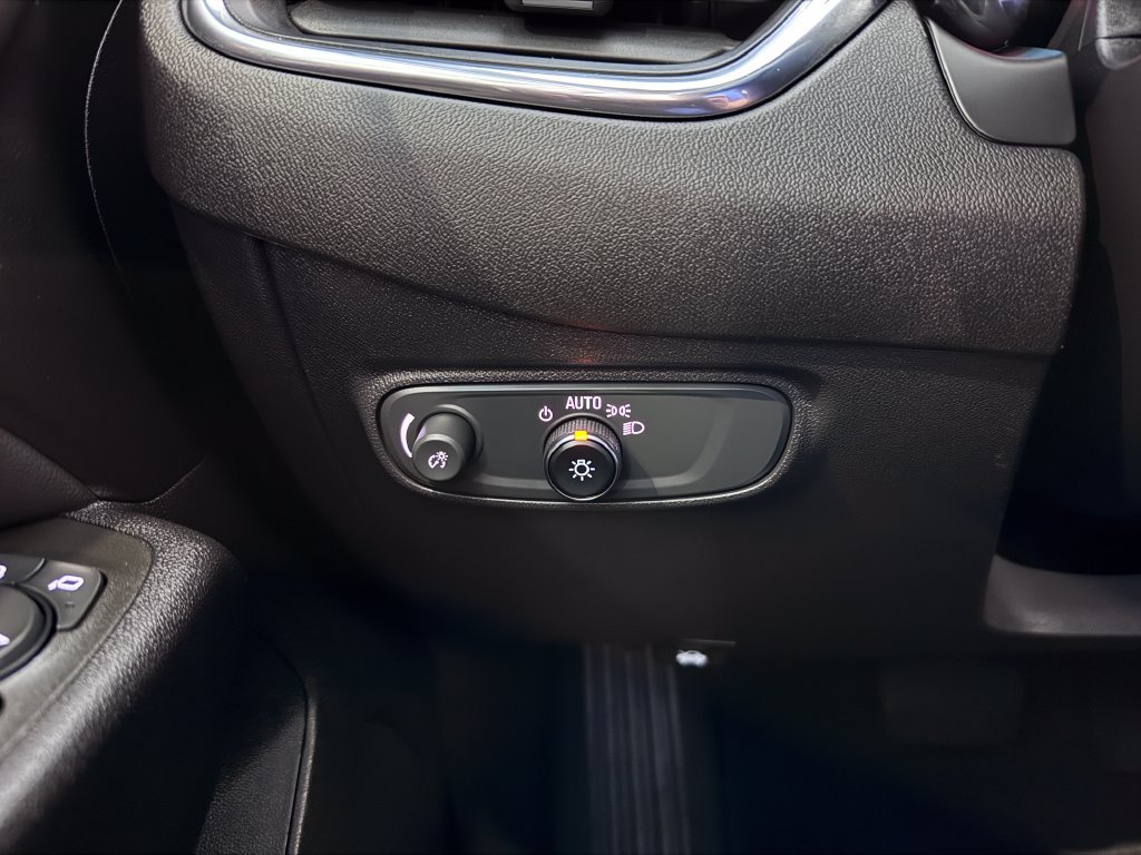 Certified 2024 Chevrolet Equinox LT AWD/4WD image 24