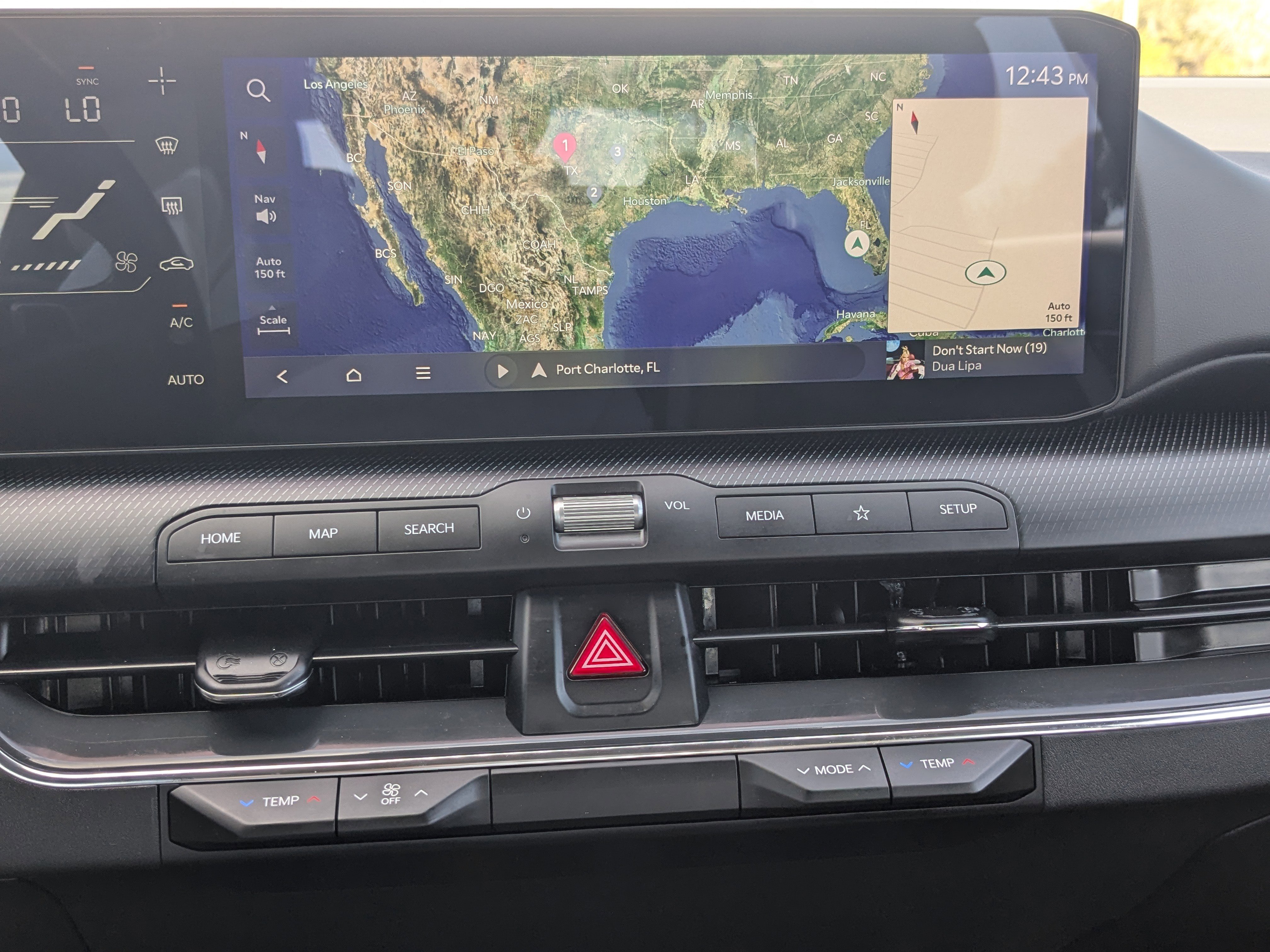 Certified 2025 Kia K4 GT-Line w/ GT-Line Premium Package image 24