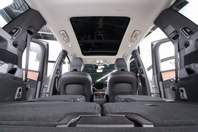 Certified 2025 Volvo XC90 B6 Plus w/ Protection Package Premier image 36