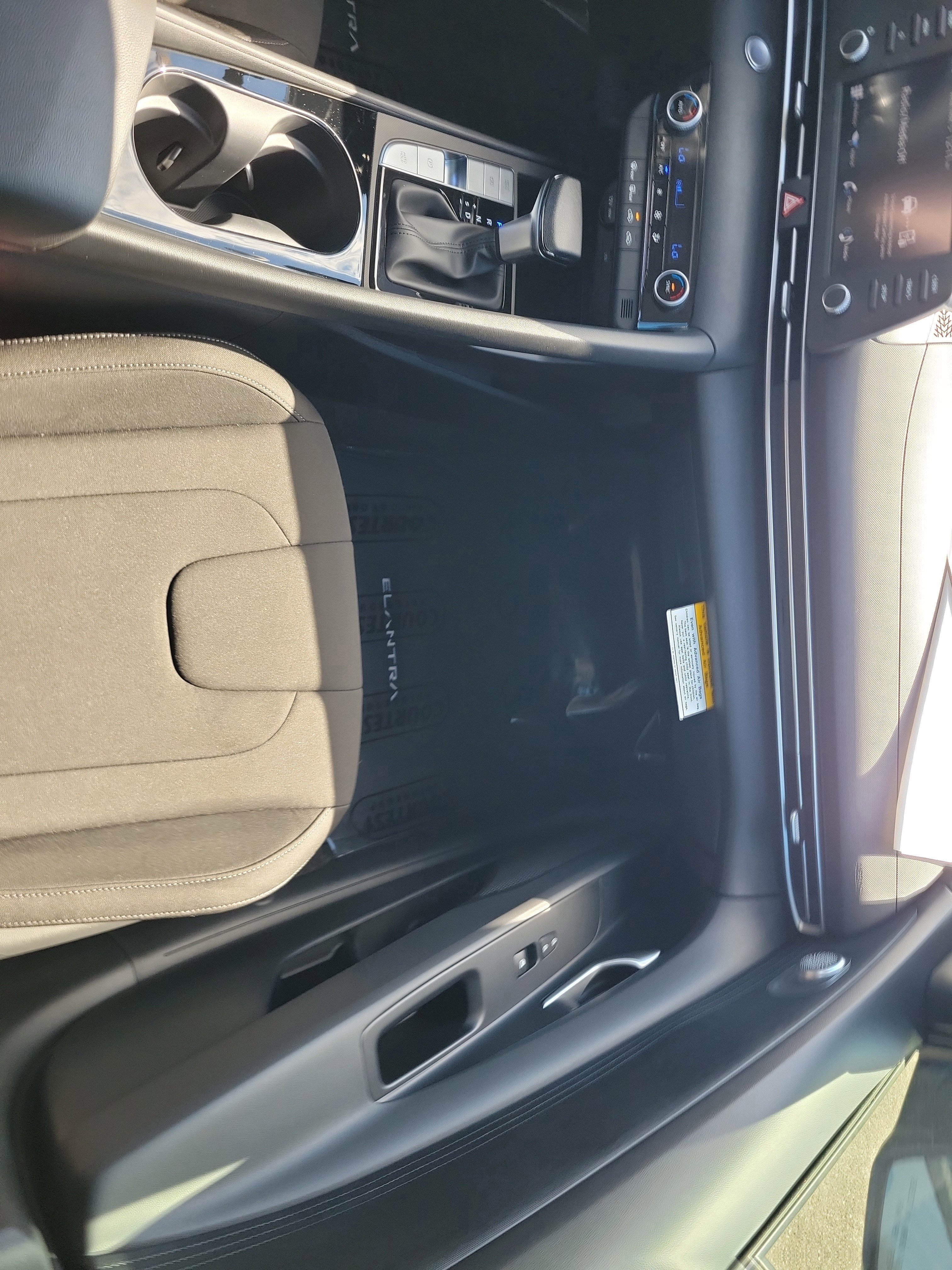 New 2026 Hyundai Elantra Blue image 30