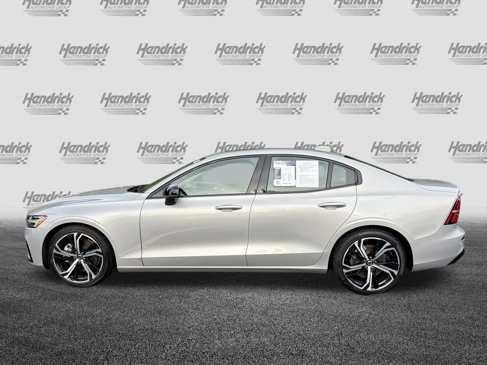 Certified 2024 Volvo S60 B5 Core AWD/4WD image 7