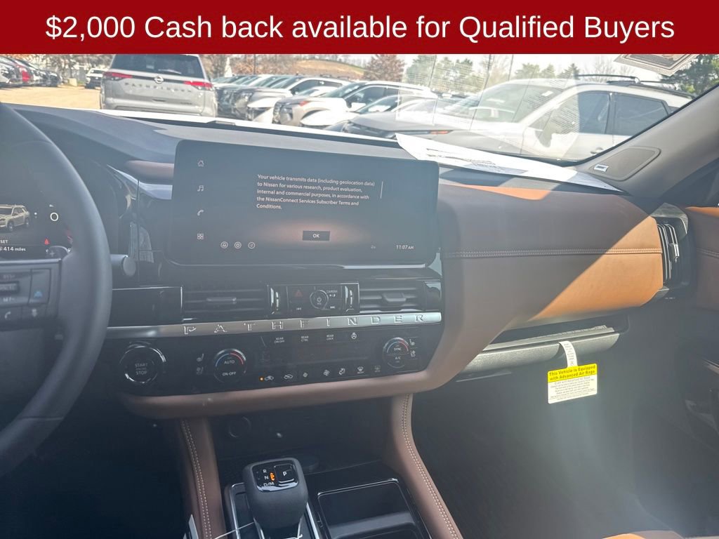 New 2026 Nissan Pathfinder Platinum image 17