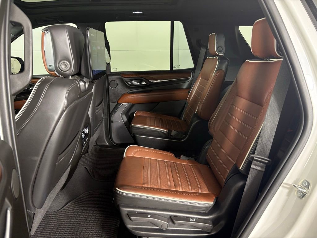 Used 2023 GMC Yukon Denali Ultimate image 43