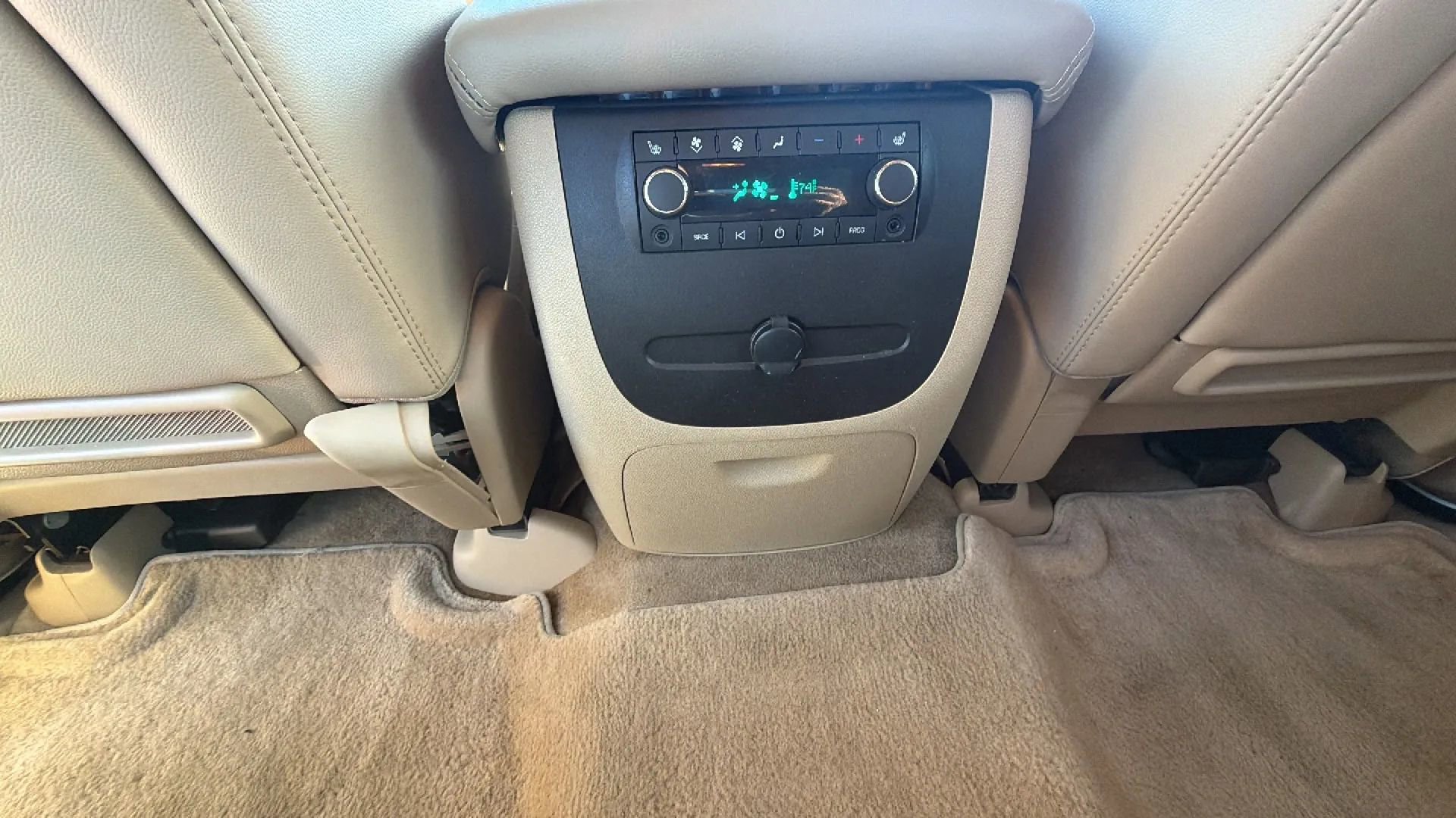 Used 2012 Chevrolet Tahoe LTZ image 25