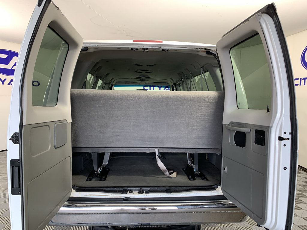 Used 2007 Ford E-350 and Econoline 350 Extended Wagon Super Duty RWD image 23