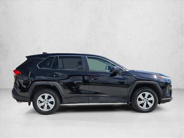 Used 2023 Toyota RAV4 LE FWD image 4