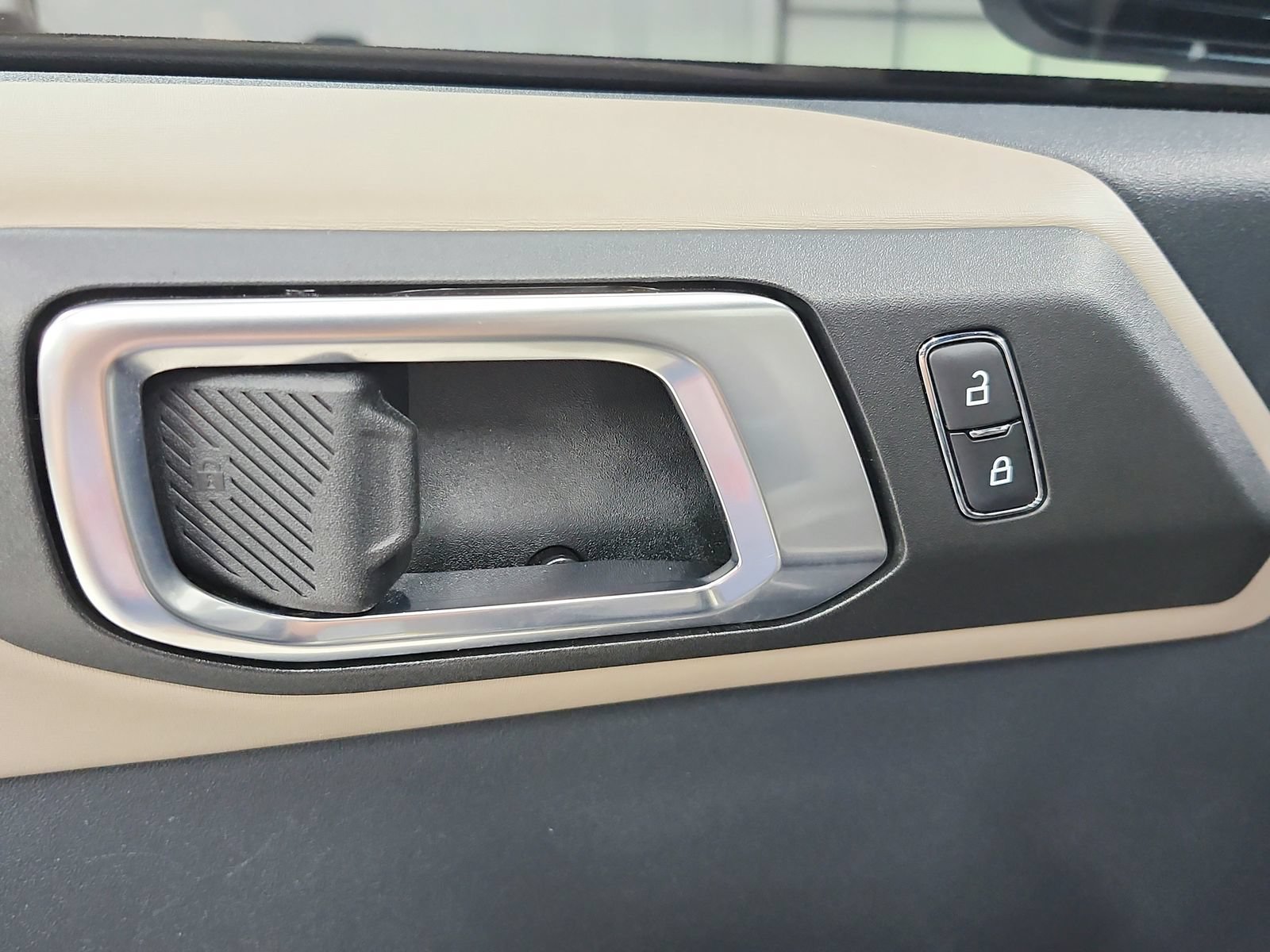Used 2024 Ford Bronco Wildtrak AWD/4WD image 38