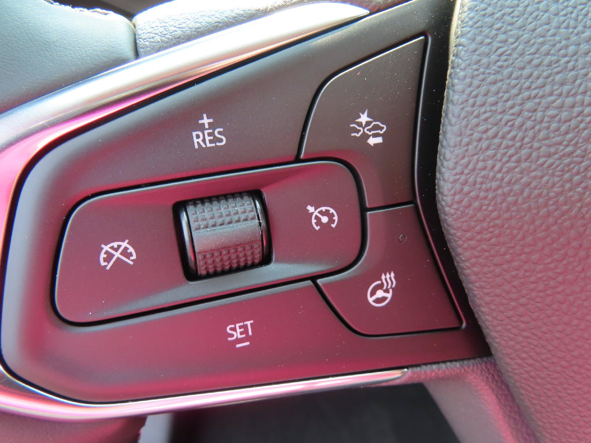 New 2026 Chevrolet Trax ACTIV w/ Driver Confidence Package FWD image 17