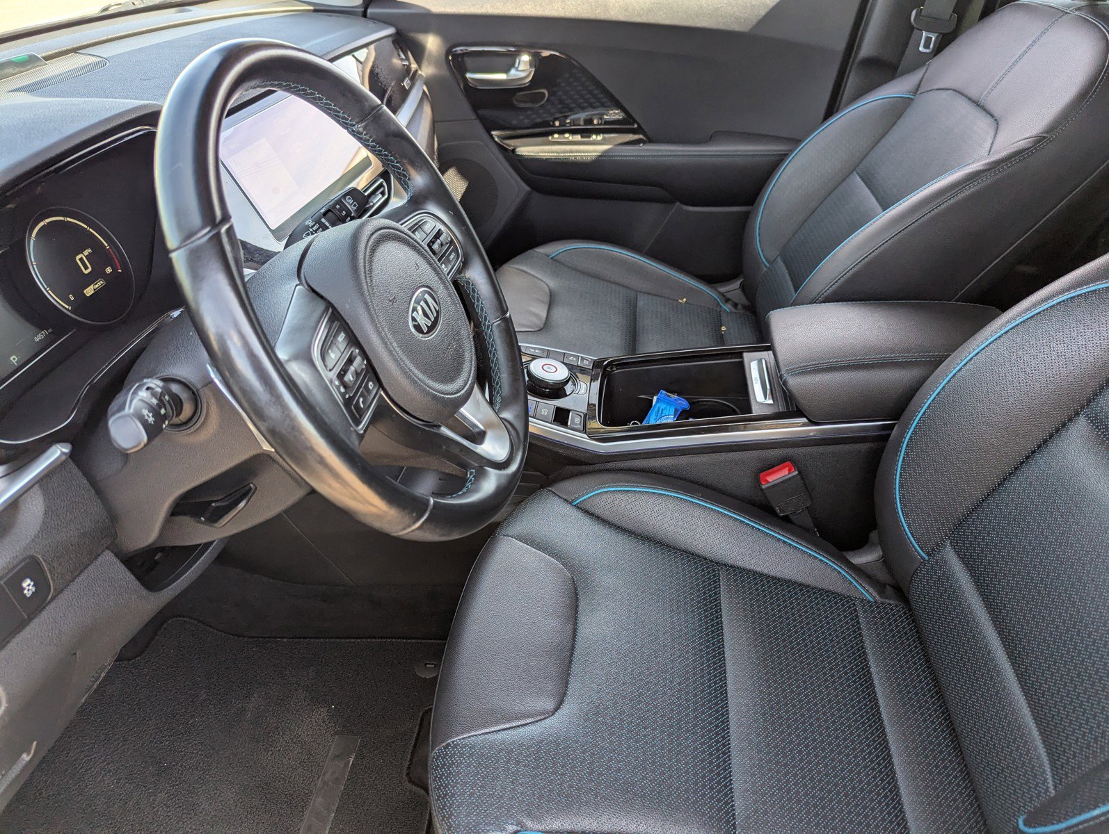 Used 2020 Kia Niro EX Premium image 28