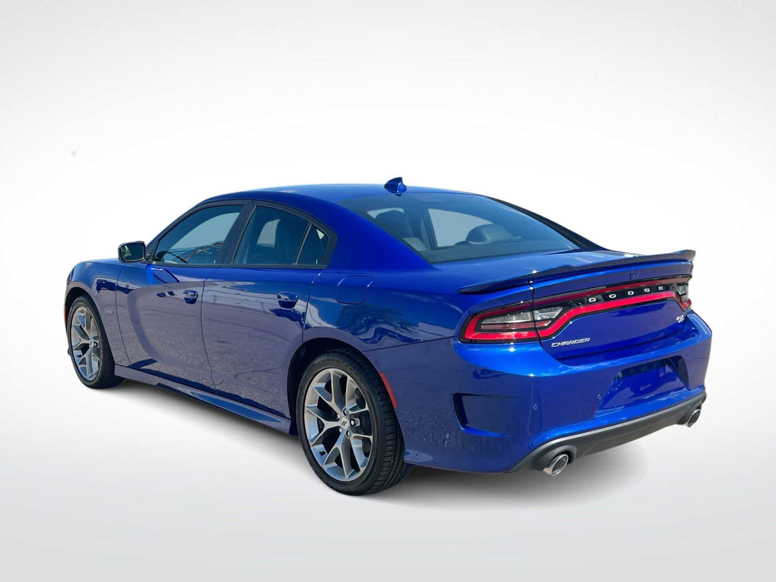 Used 2019 Dodge Charger R/T w/ Plus Group RWD image 6