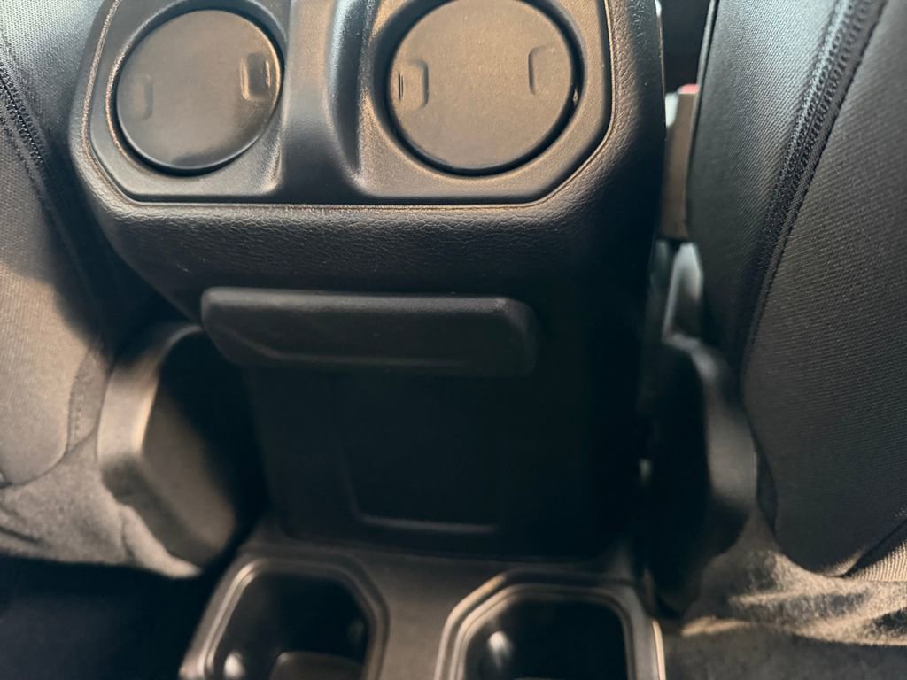 Used 2022 Jeep Gladiator Sport w/ Trailer Tow Package image 16