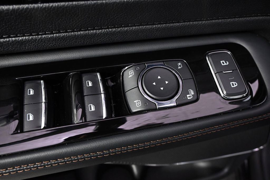 New 2026 Lincoln Aviator AWD image 24