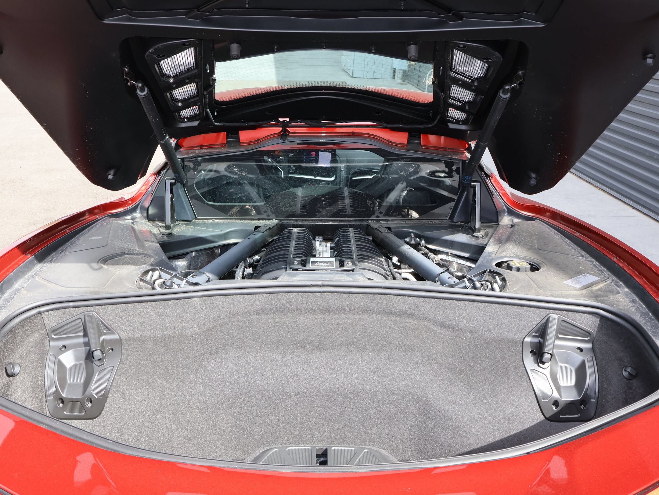 Used 2025 Chevrolet Corvette Z06 RWD image 24