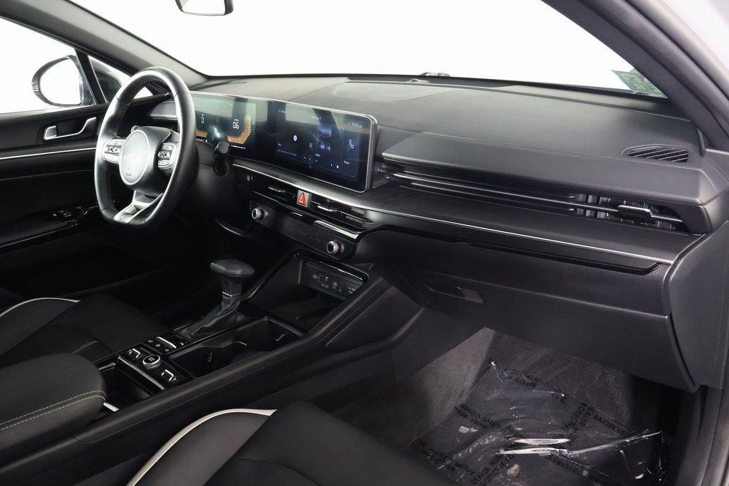 Used 2025 Kia K5 GT-Line FWD image 9
