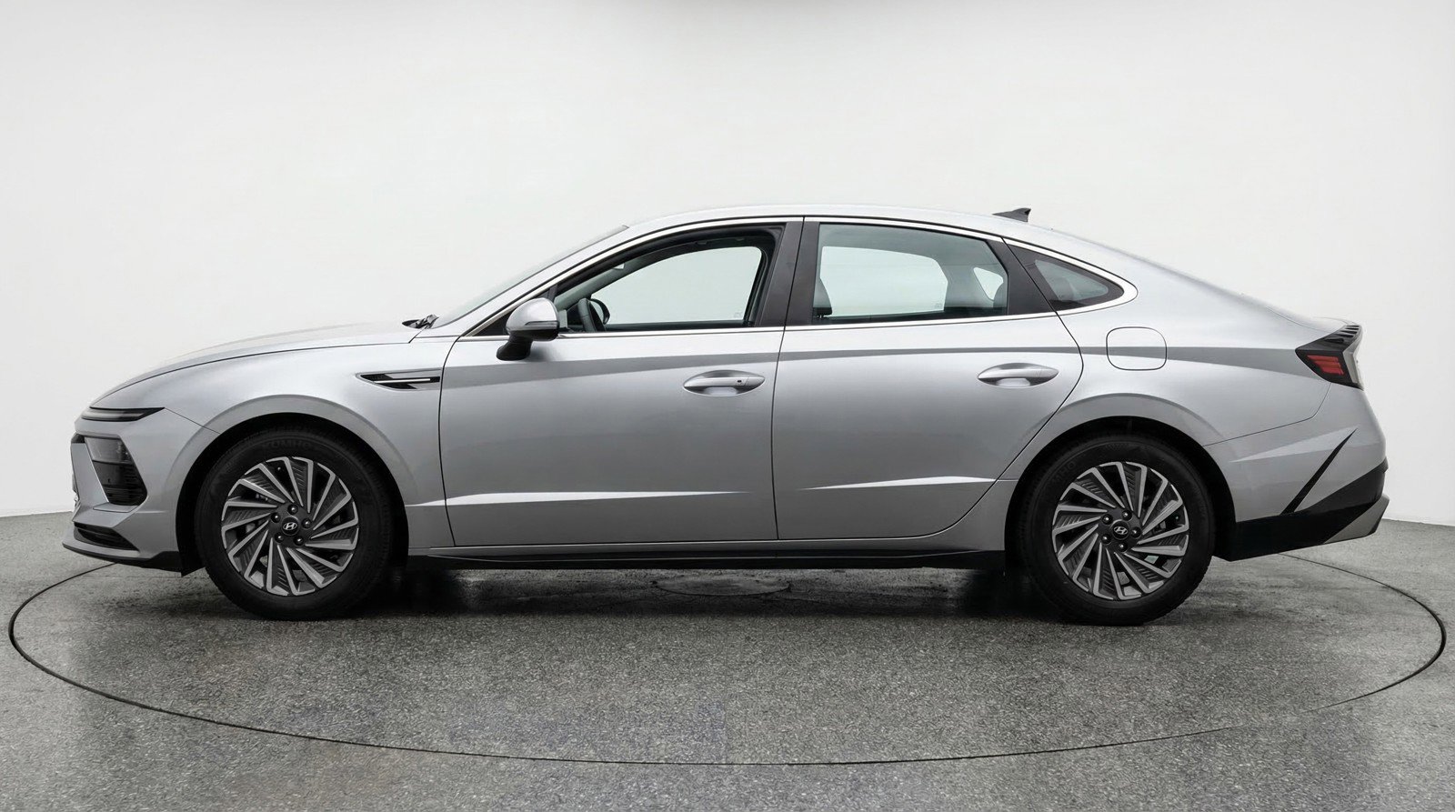 Used 2025 Hyundai Sonata SEL image 5