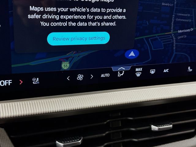 Used 2025 Ford Explorer ST-Line w/ ST-Line Street Pack image 16