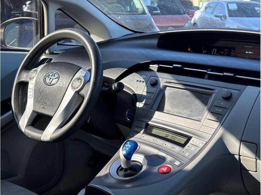 Used 2012 Toyota Prius Two image 5