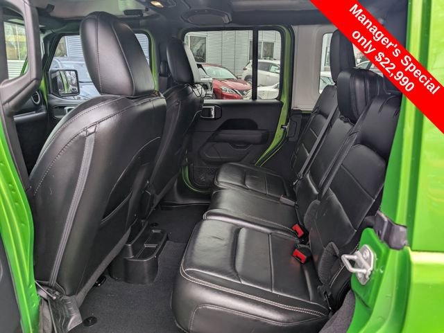 Used 2018 Jeep Wrangler Unlimited Sahara w/ Dual Top Group image 9