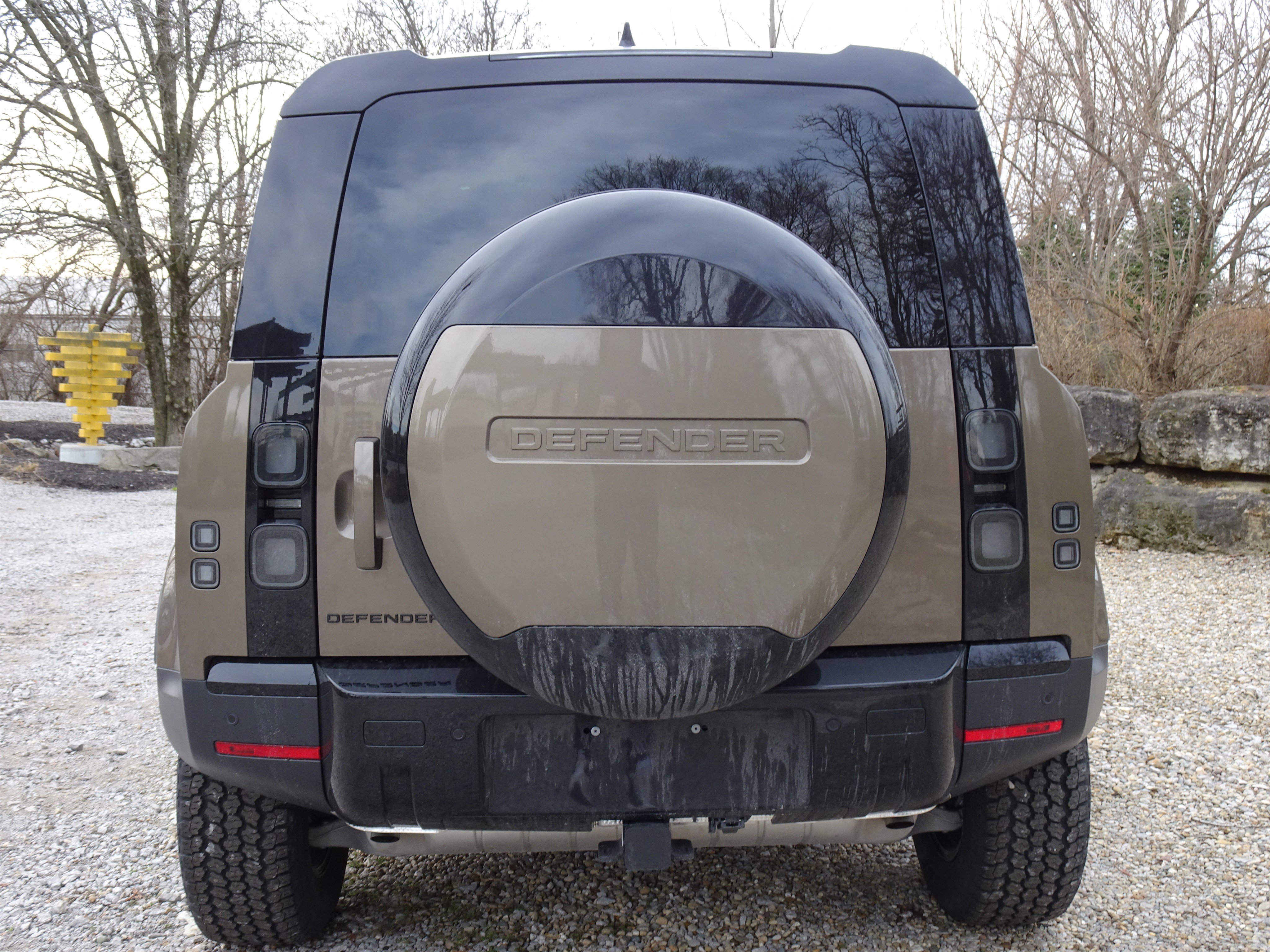 New 2026 Land Rover Defender 110 S image 11