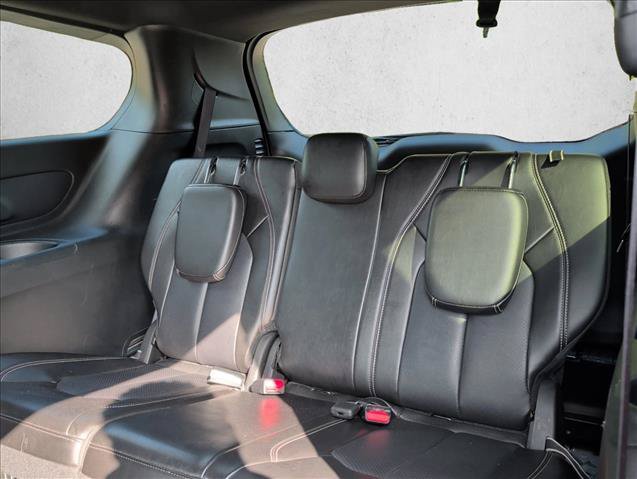 Used 2025 Chrysler Pacifica Select FWD image 20