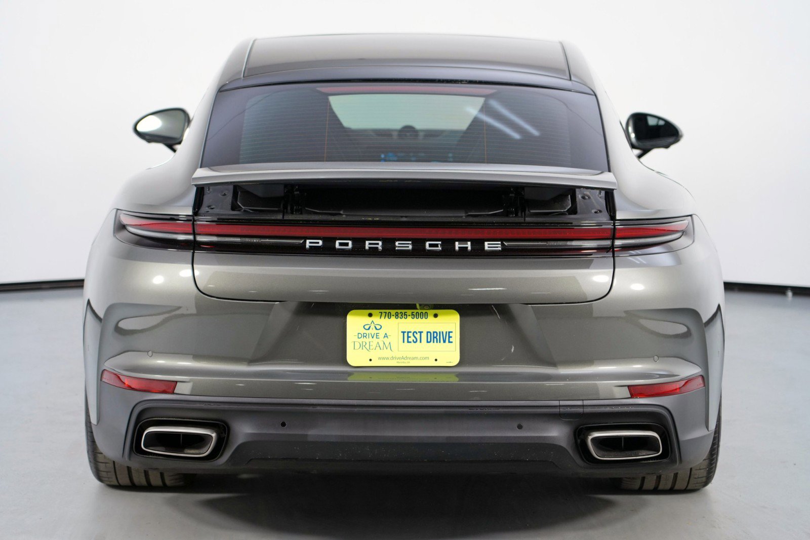 Used 2025 Porsche Panamera w/ Premium Package image 51