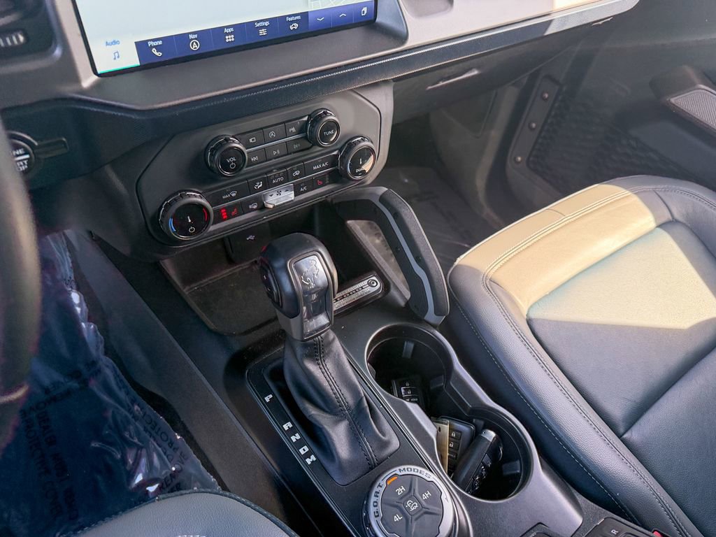 Used 2022 Ford Bronco Outer Banks image 22