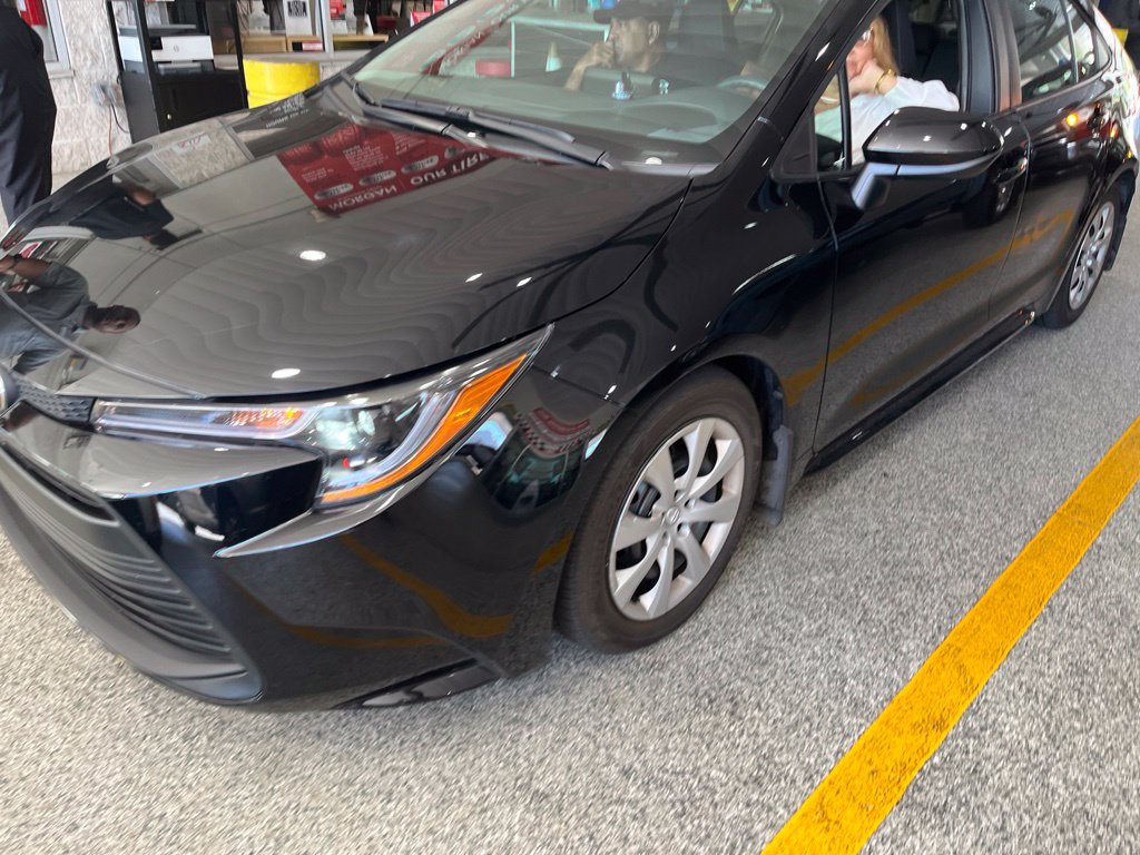 Used 2026 Toyota Corolla LE FWD image 4
