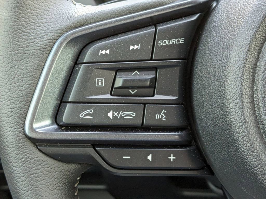 Used 2025 Subaru Forester Limited w/ Popular Package #2 AWD/4WD image 25