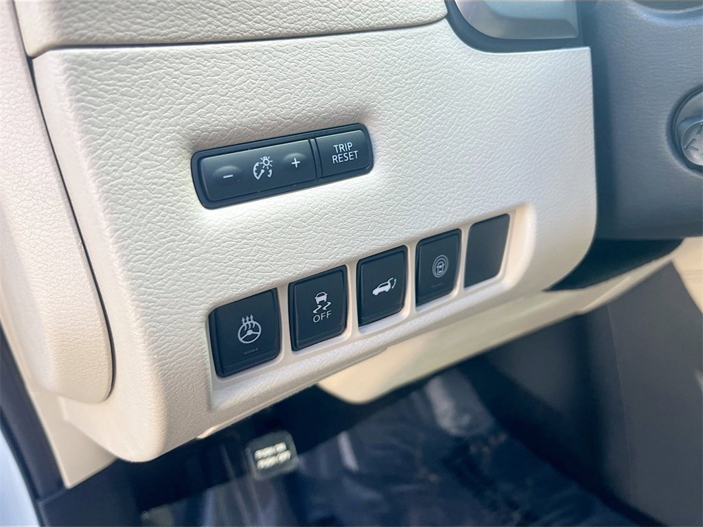 Used 2021 Nissan Murano Platinum image 10