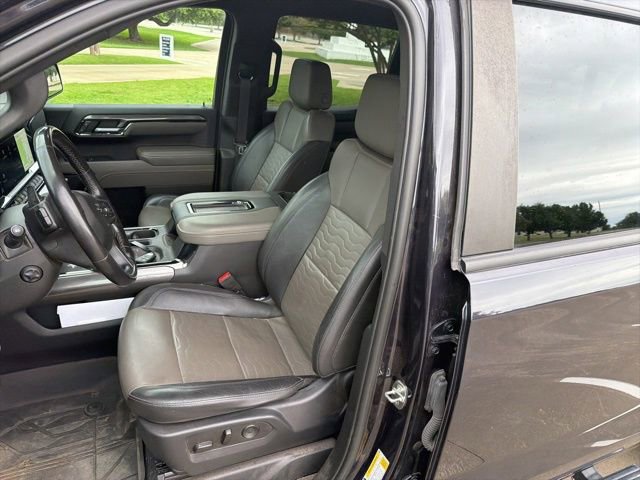 Used 2022 Chevrolet Silverado 1500 ZR2 w/ Technology Package AWD/4WD image 12