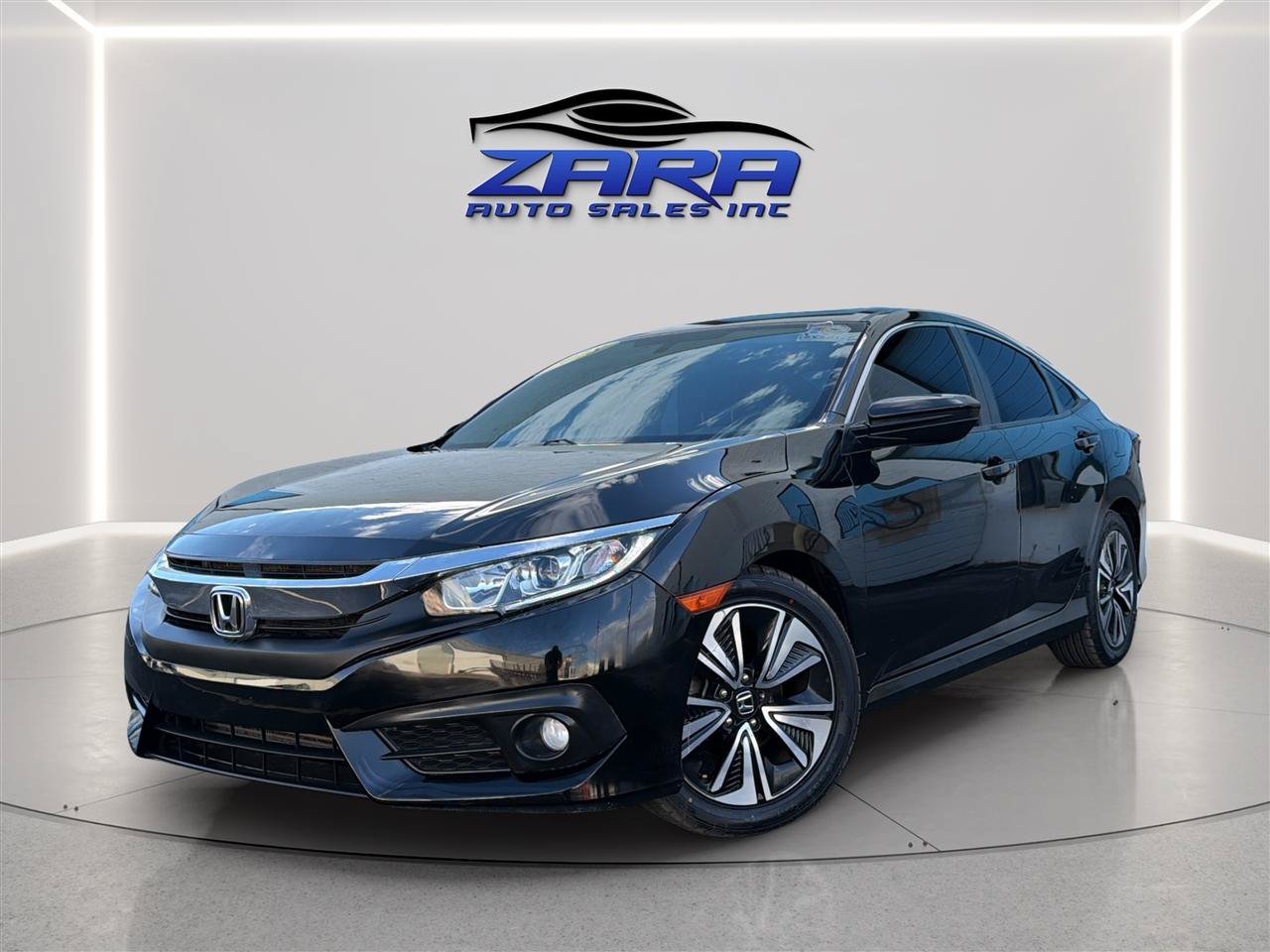 Used 2018 Honda Civic EX-T image 1