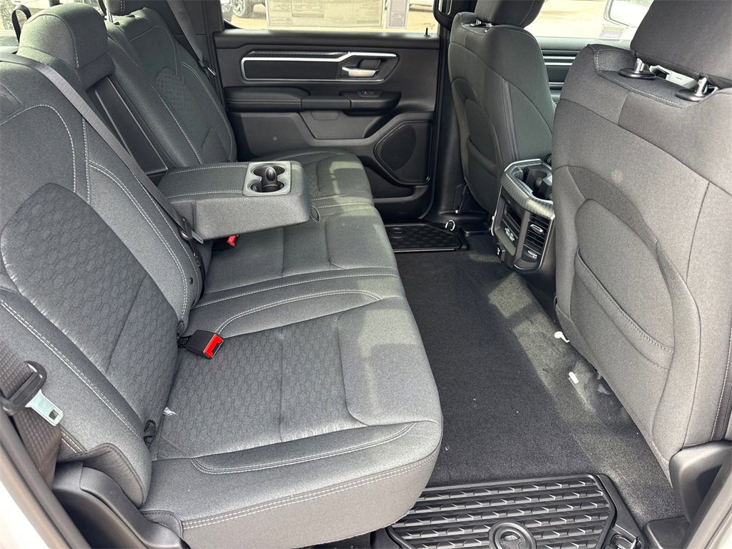 New 2026 RAM 1500 4x4 Crew Cab image 20